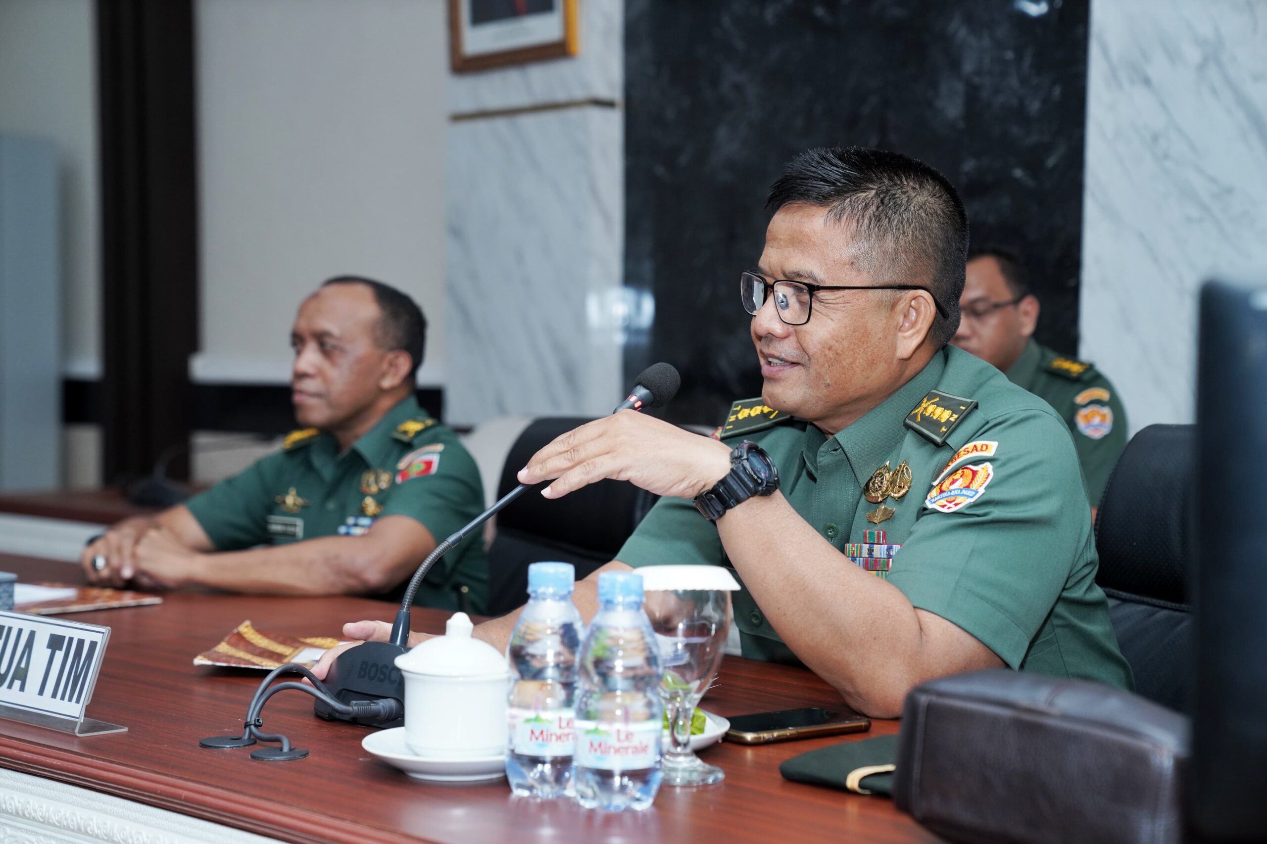 *Kakumdam XIV/Hsn Membuka Kegiatan Sosialisasi Tentang Pembentukan Produk Hukum di Lingkungan TNI AD*