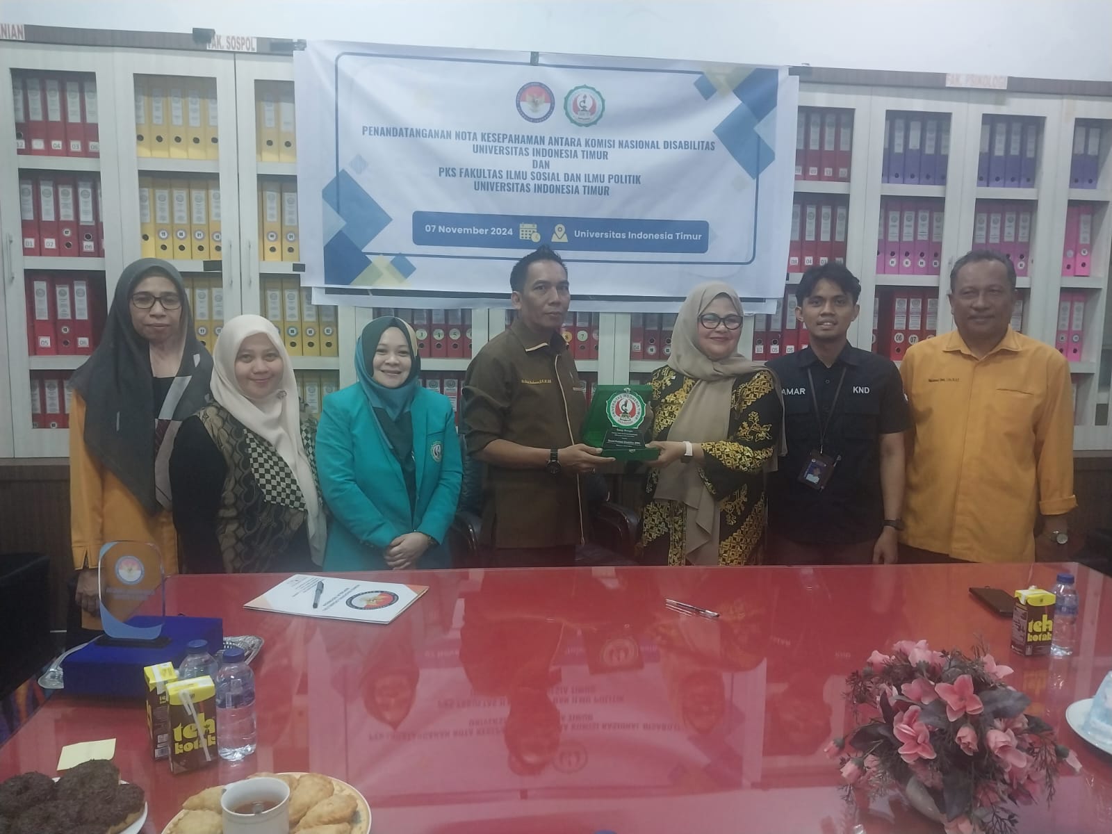 Penandatanganan MoU Komisi Nasional Disabilitas RI dengan Universitas Indonesia Timur dan PKS Fisip UIT