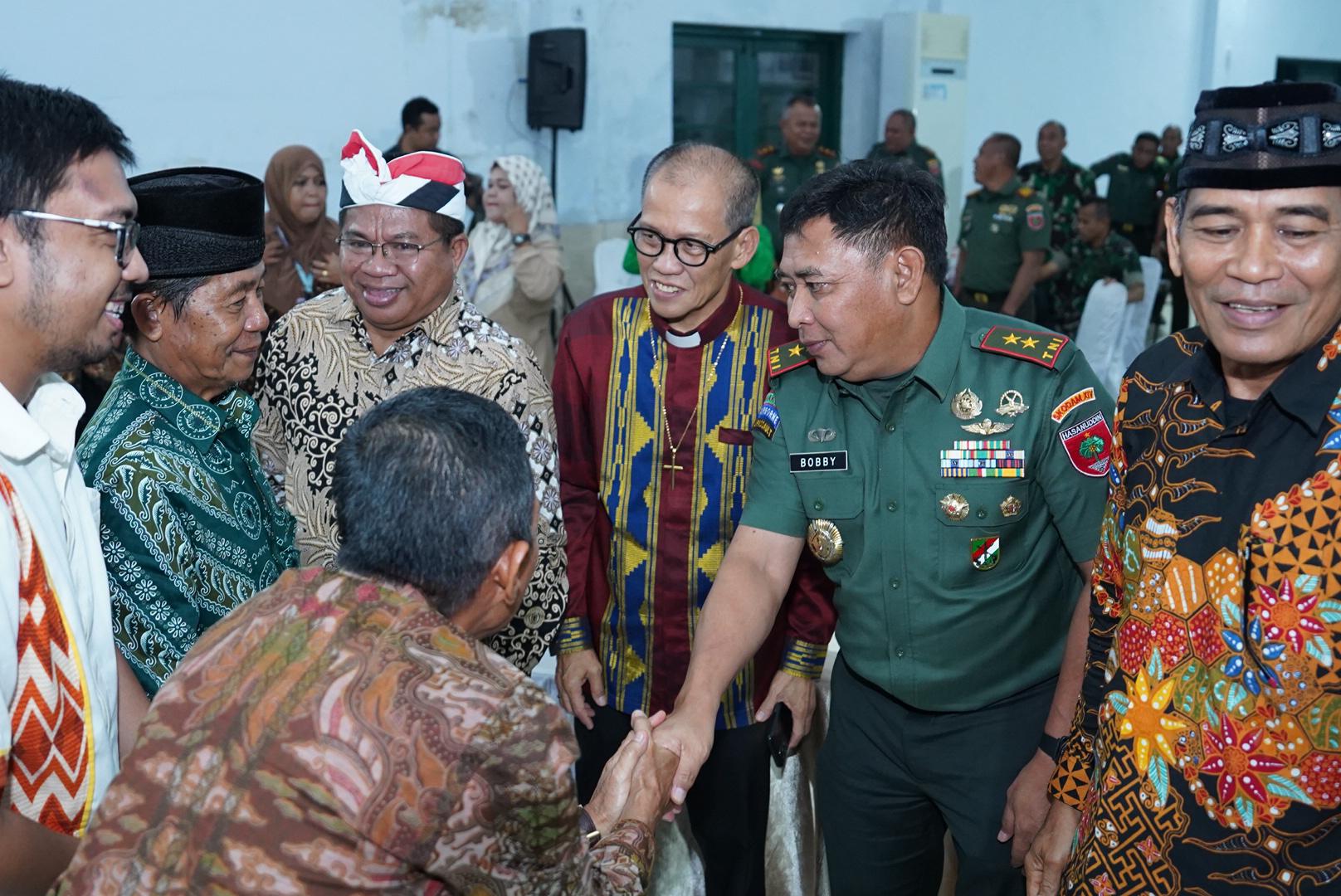 Pangdam XIV/Hsn Nobar Acara Penghargaan Kasad Lomba Kampung Pancasila Tahun 2024