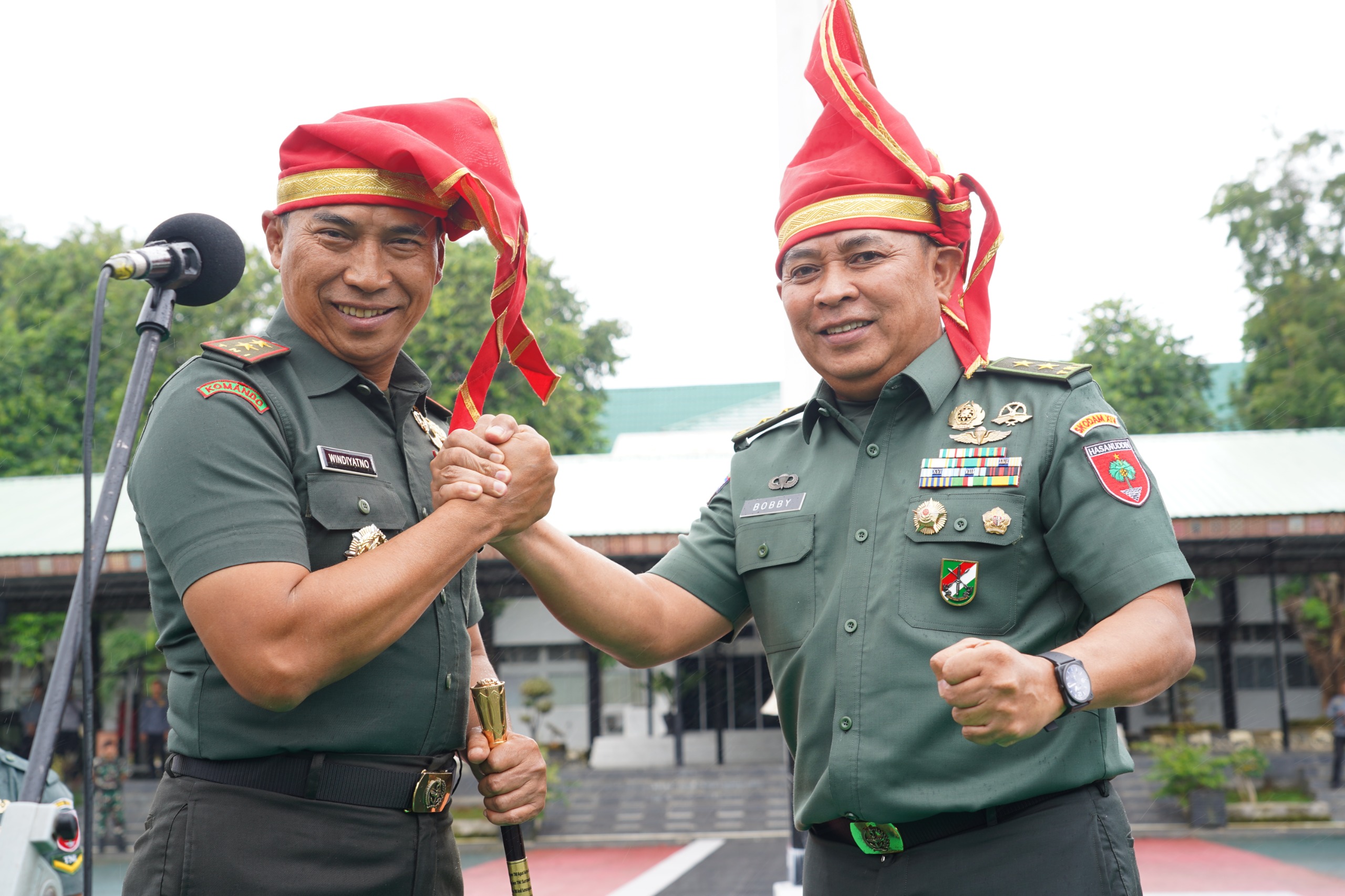 Tradisi Penerimaan dan Pelepasan Pangdam XIV/Hsn: Mayjen TNI Windiyatno Resmi Jadi Warga Kodam XIV/Hsn