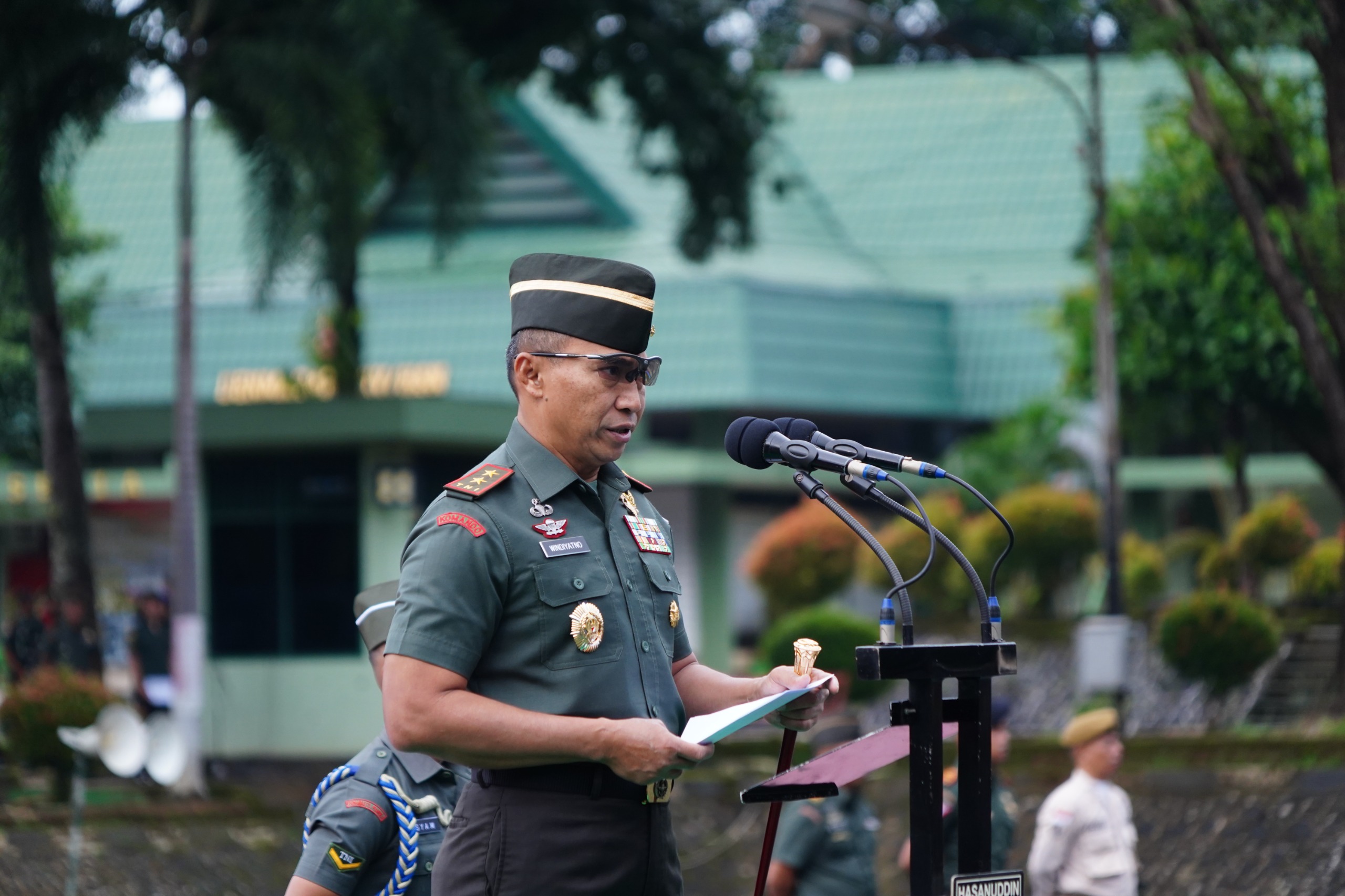 Bertindak Selaku Inspektur Upacara 17-an Bulan Februari Tahun 2025, Pangdam XIV/Hsn Bacakan Amanat Kasad