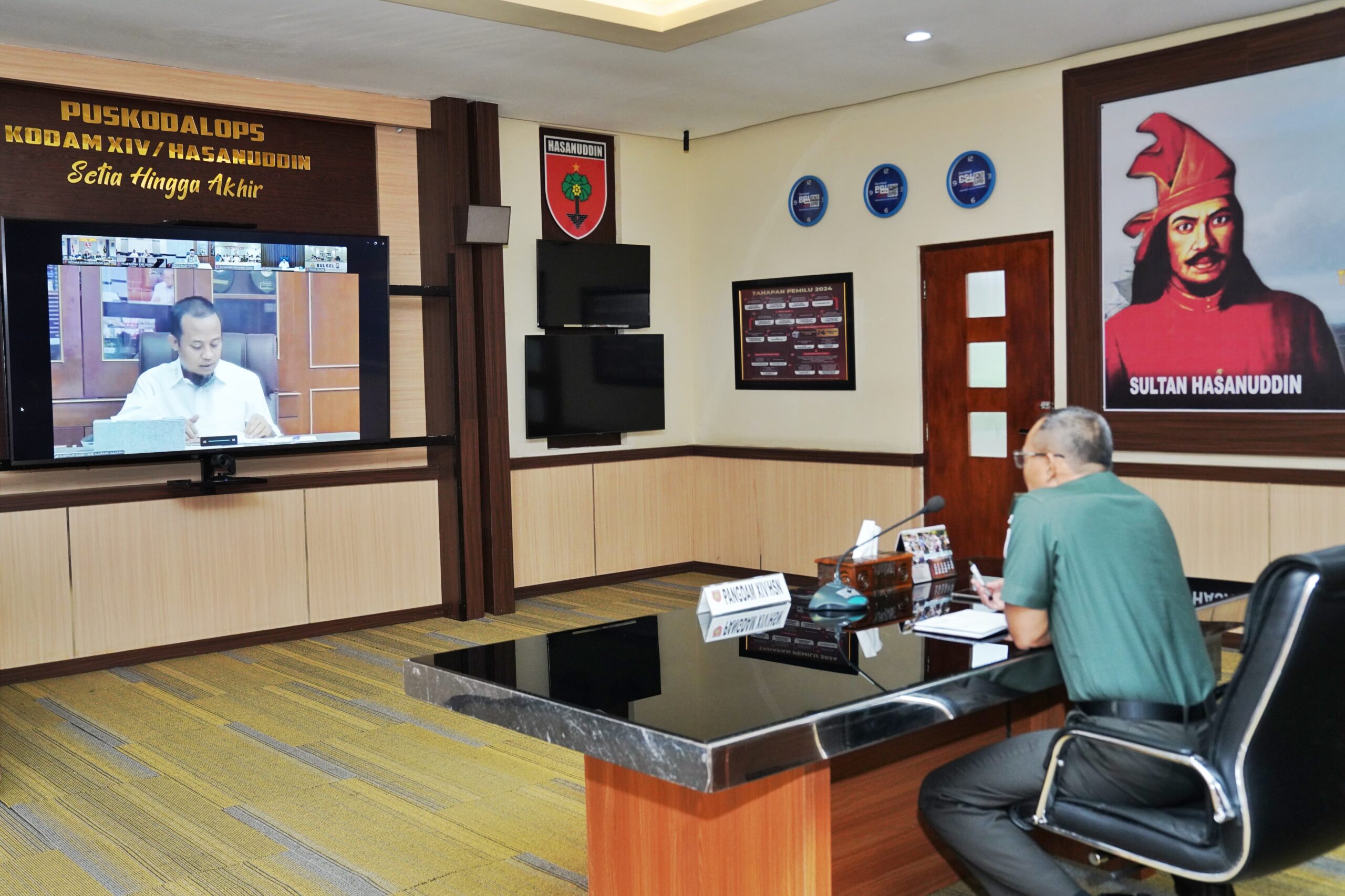 Ikuti Rapat Bersama Forkopimda Sulsel, Pangdam XIV/Hsn Siap Dukung Keamanan dan Ketahanan Pangan di Sulsel