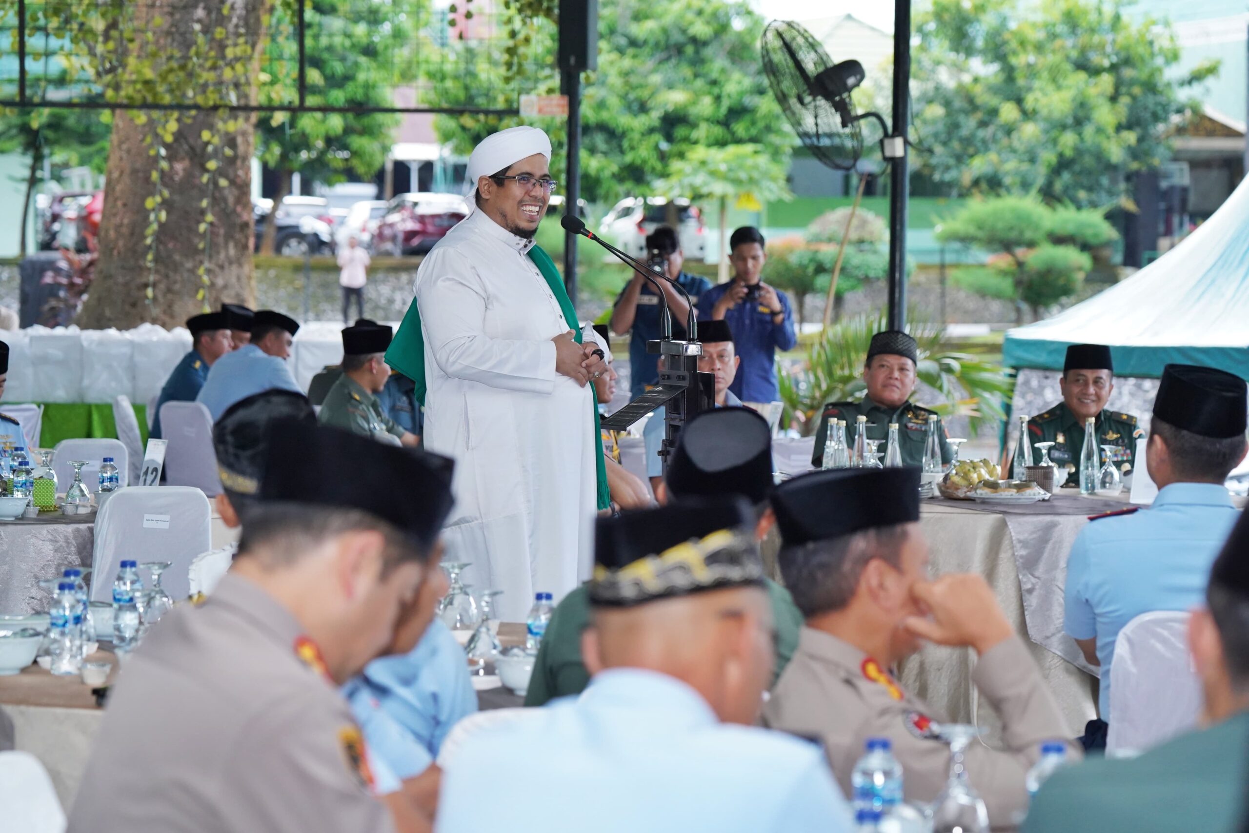 Guna Meningkatkan Soliditas, Kodam XIV/Hsn Gelar Buka Puasa Bersama TNI-Polri di Makodam
