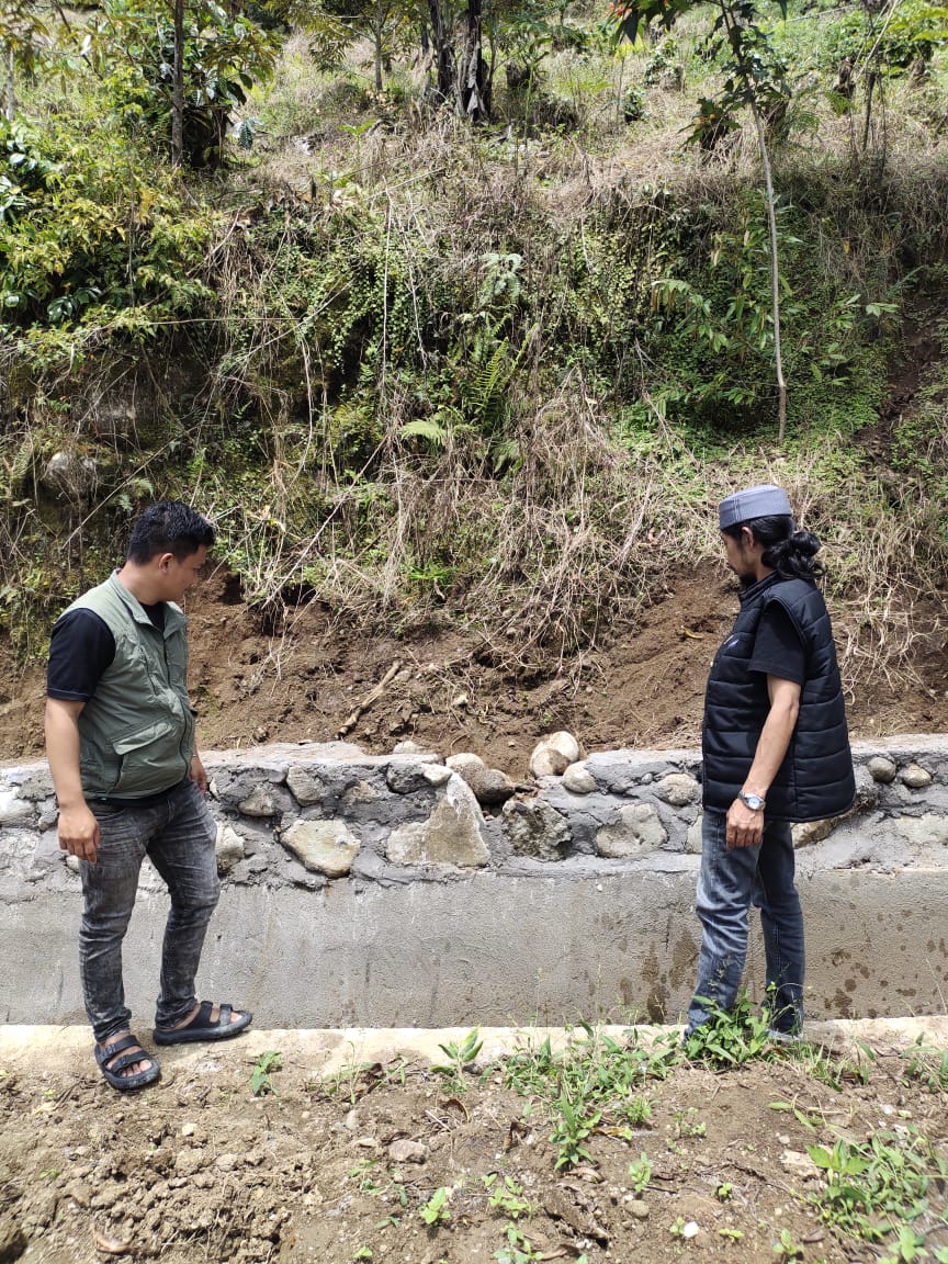 Pembangunan asal-asalan Drainase ruas kahaya-mattirodeceng pemuda kindang angkat bicara