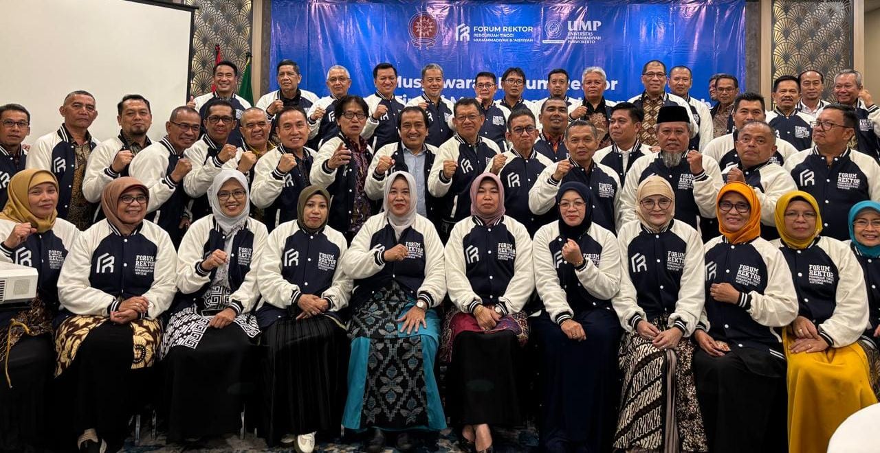 Rektor UNIMAJU Dr H Muh Tahir Hadiri Musyawarah Forum Rektor PTMA di UM Purwokerto