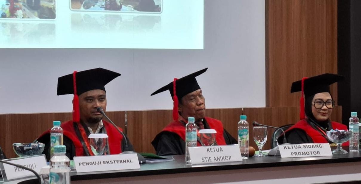 Ujian Promosi Doktor Ilmu Manajemen STIE AMKOP Hadirkan Bupati Mamuju Dr. Hj. Sitti Sutinah Suhardi Jadi Dosen Penguji Eksternal