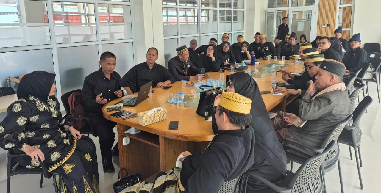 PGRI Kabupaten Bulukumba Gelar Rapat Konsolidasi Pertama di Peringatan Hardiknas