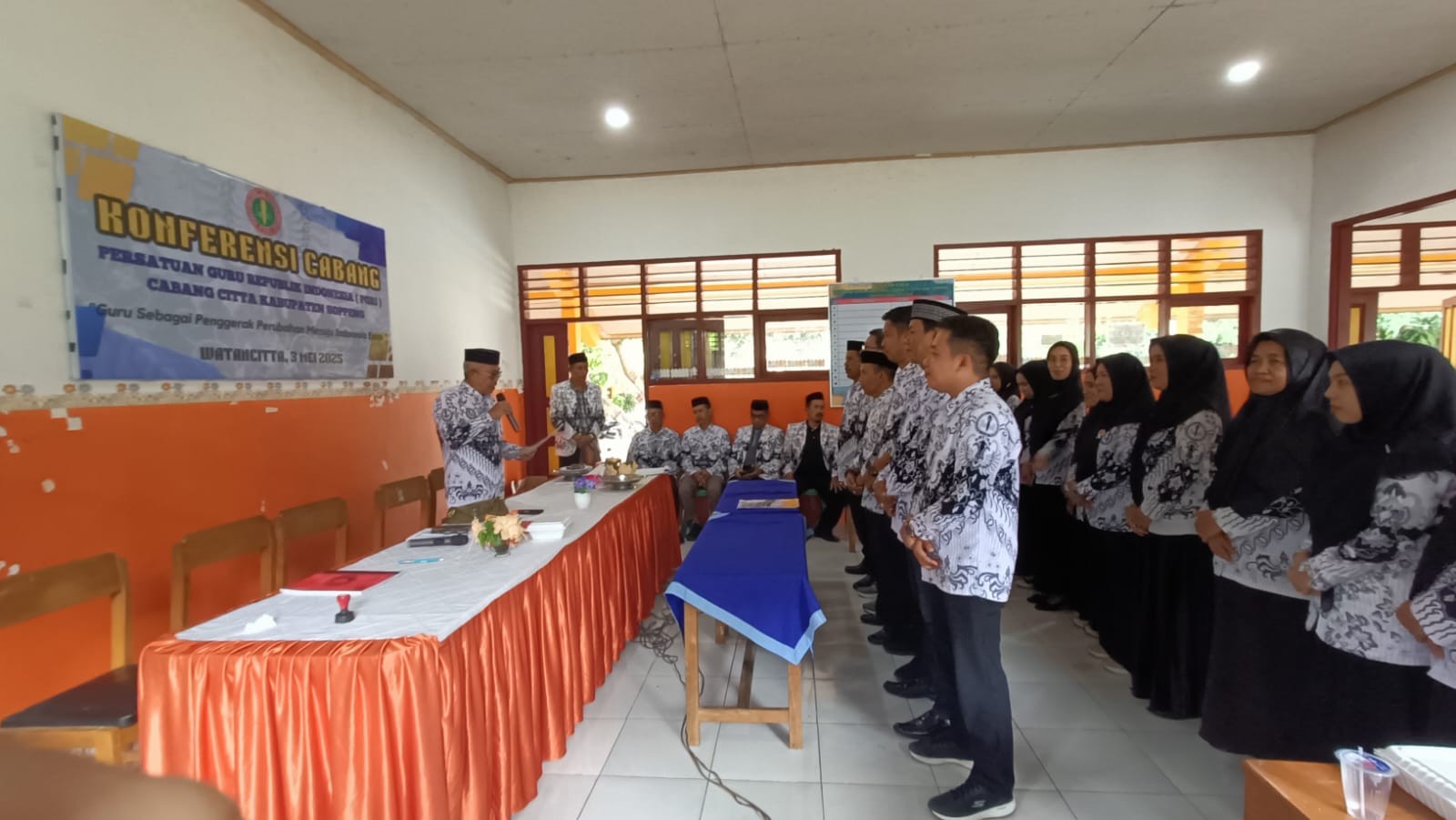 PGRI Cabang Citta Soppeng Gelar Konferensi dan Ketua Suwardi Mallu, S.Pd Kembali Oppo