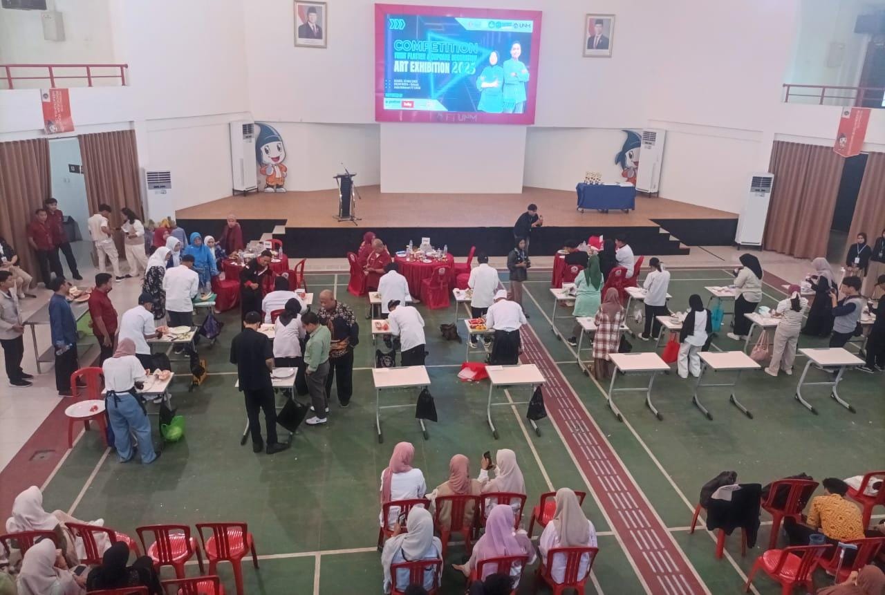 Jurusan PKK UNM Gelar Fruit Platter & Cupcake Decoration Competition and Art Exhibition