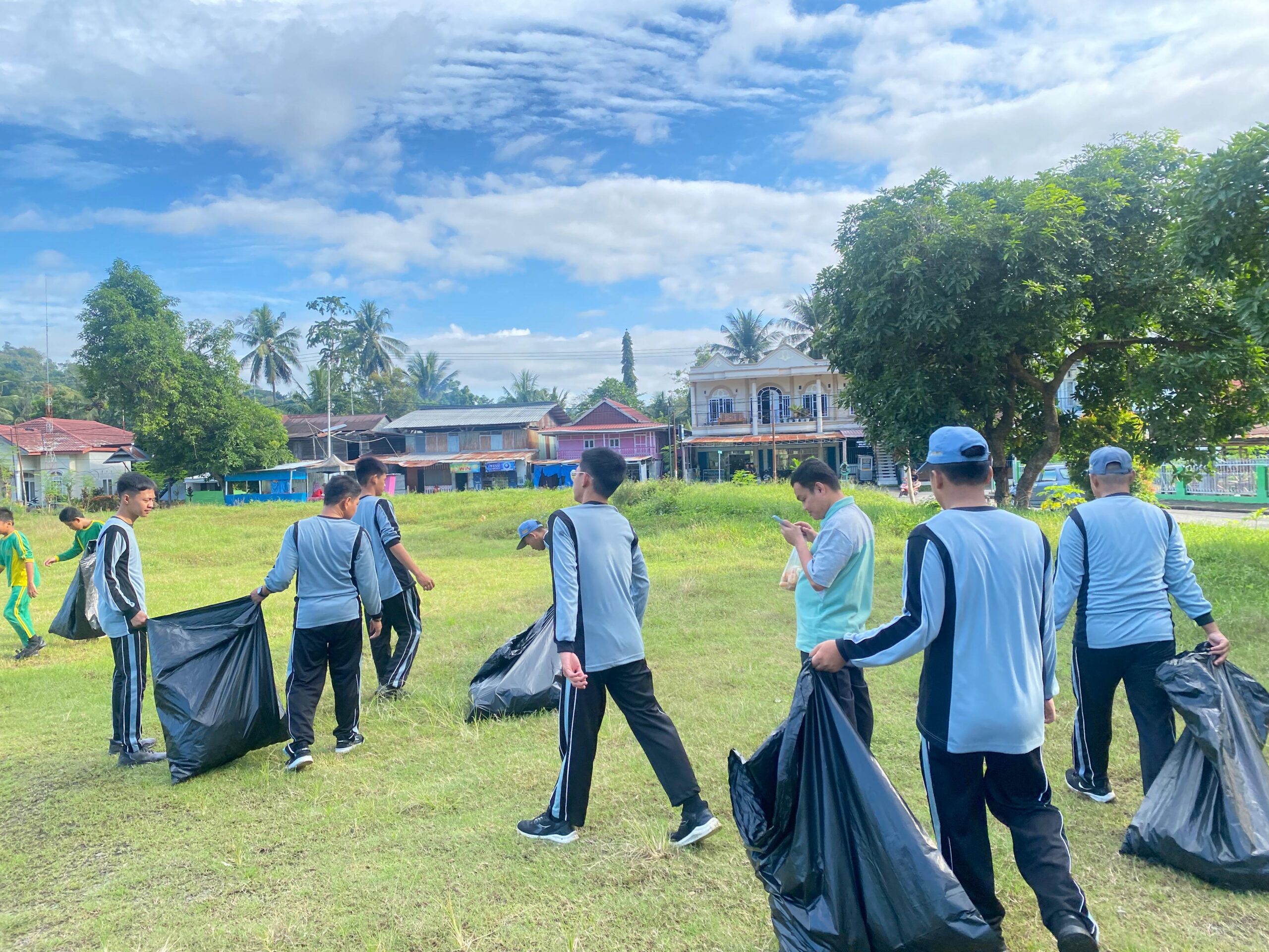 Antusias dan Semangat Siswa Akhiri Polusi Plastik