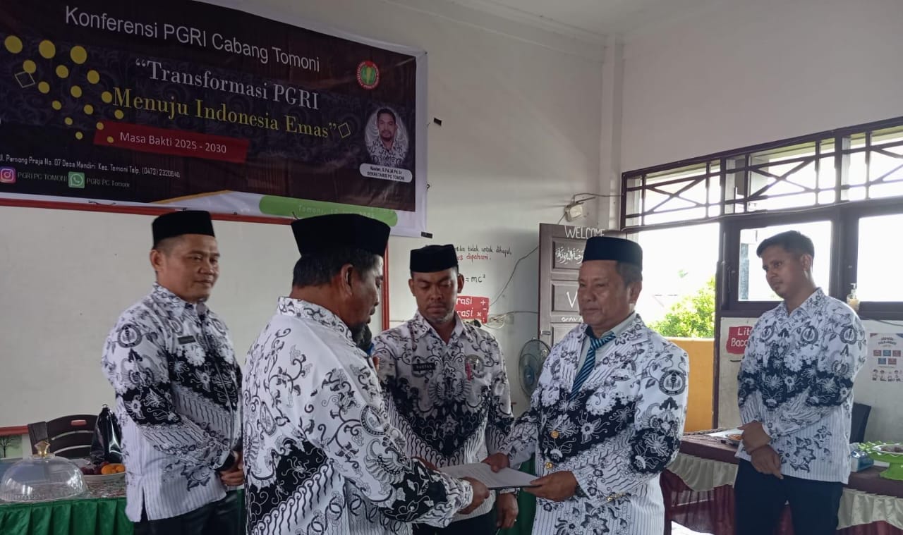 PGRI Cabang Tomoni Luwu Timur Usai Konferensi dan Terbentuk Kepengurusan Baru