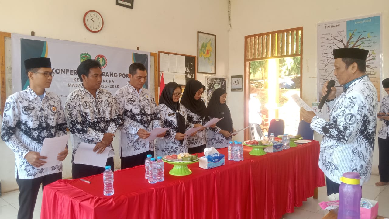 LA lWAN S.Si TERPILIH KETUA PGRI Periode 2025–2030 CABANG NUHA.