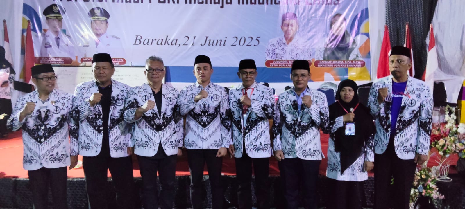Sukses Konferensi PGRI Enrekang Terpilih Erik, S.IP, MM Jadi Ketua