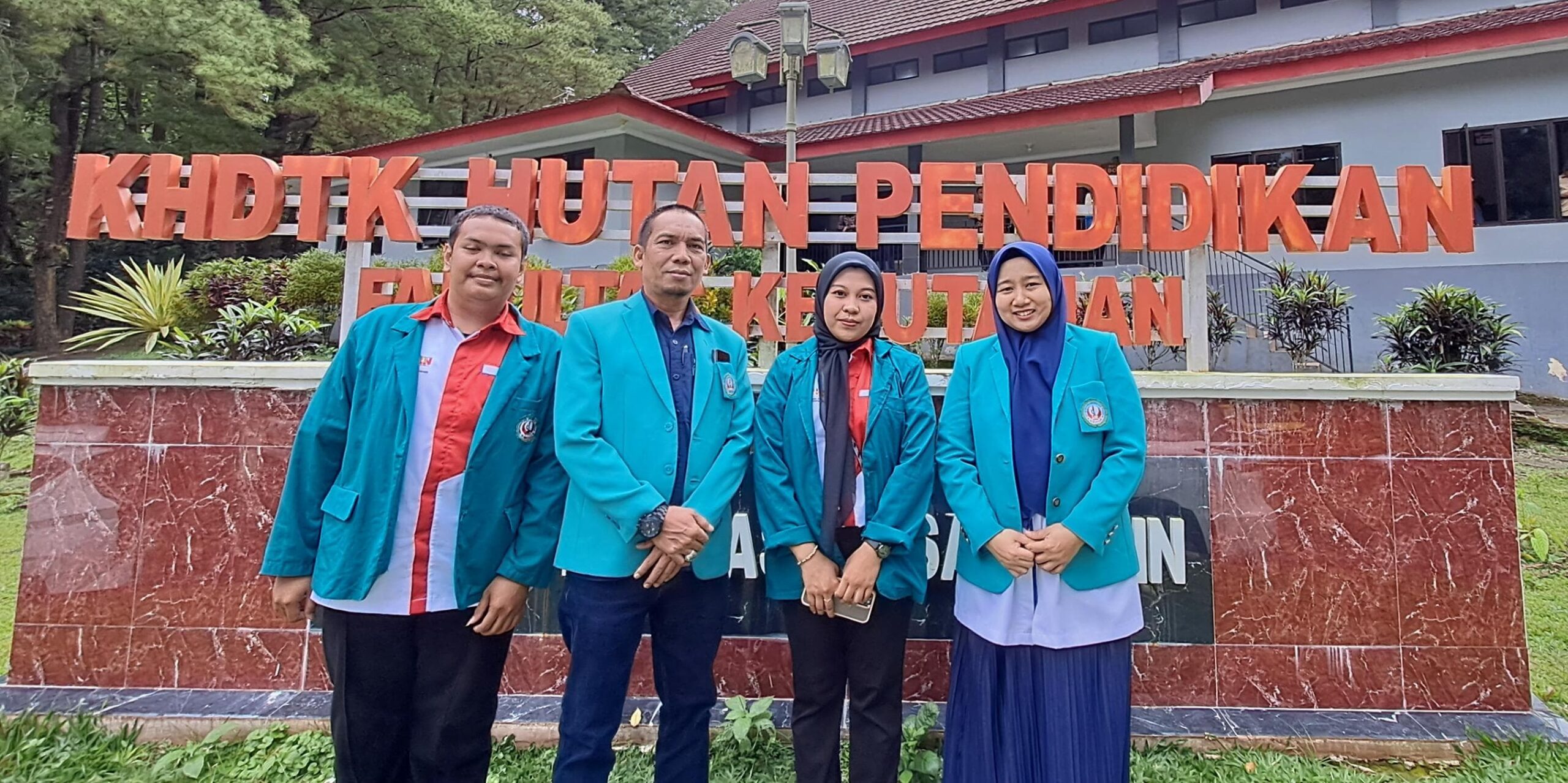 UIT Kirim Delegasi Perdana Ke KKN Kebangsaan, Harumkan Nama Kampus Tingkat Nasional