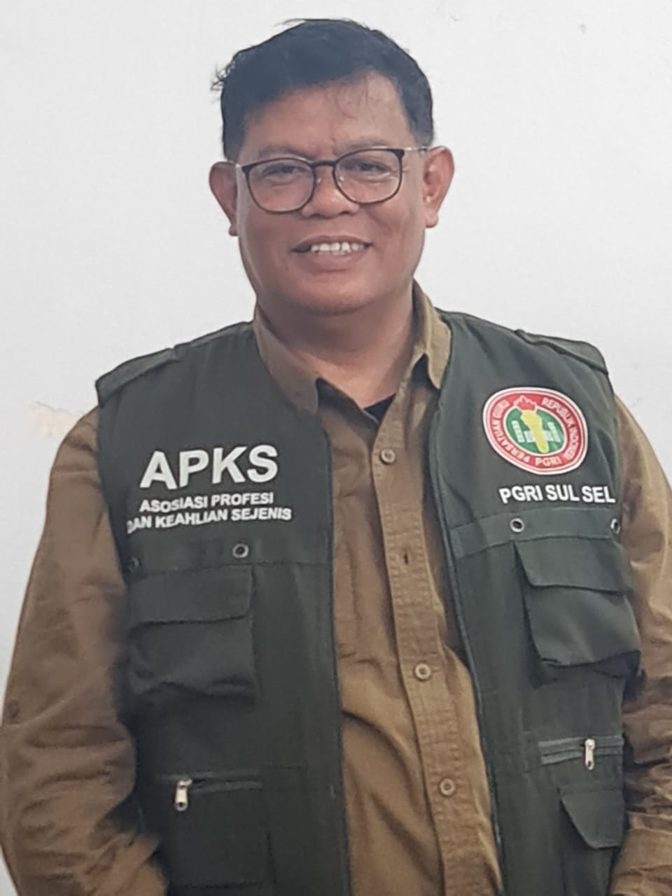 Dr Pantja Nur Wahidin Gantikan Suharman Jadi Ketua PGRI Kota
