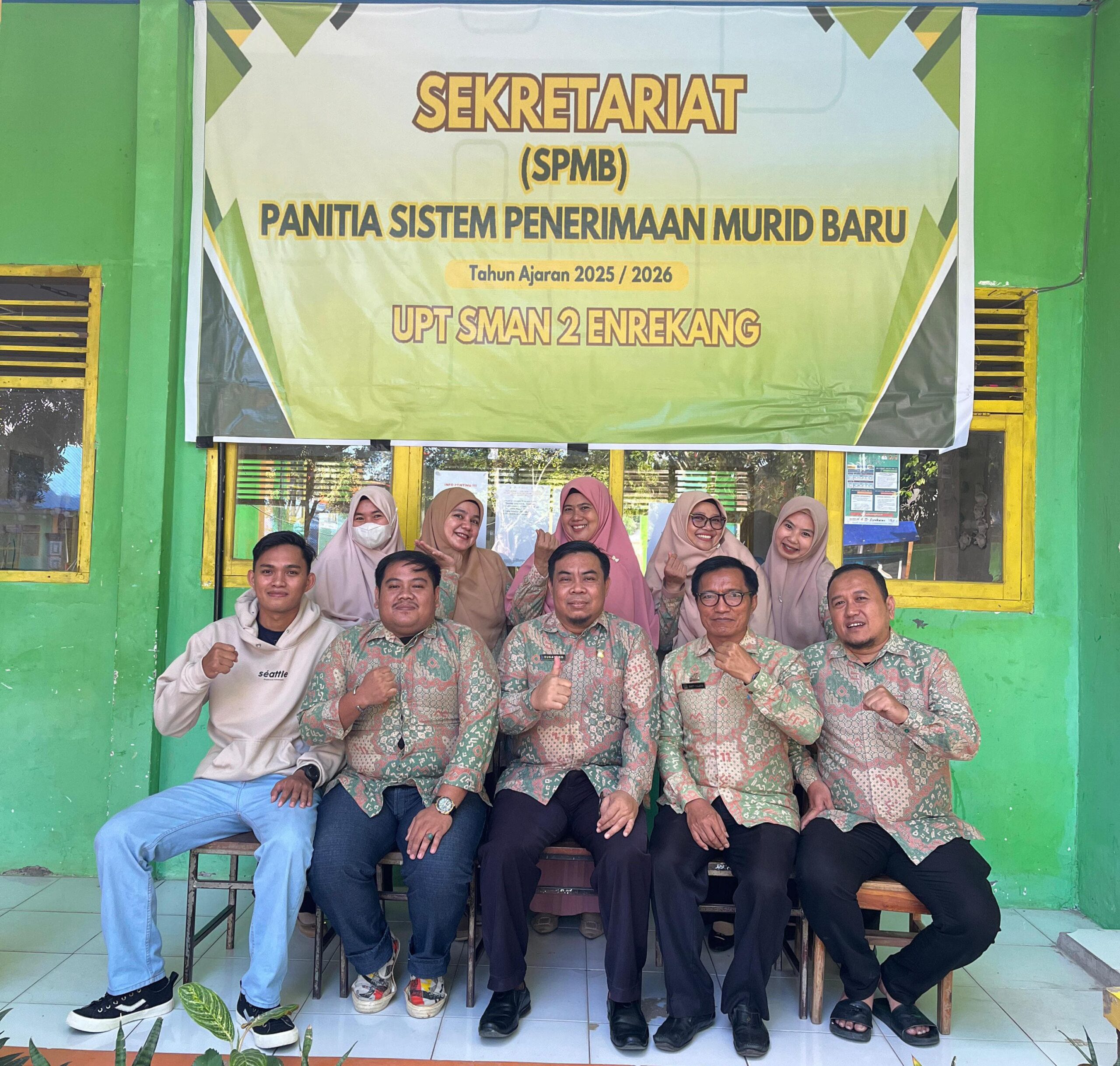 DEDIKASI DAN PELAYANAN PRIMA KUNCI SUKSES PANITIA SPMB SMAN 2 ENREKANG