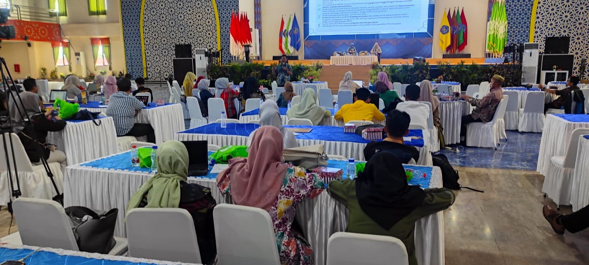 Unismuh Makassar Gelar Bimtek Penulisan Proposal Pengabdian Masyarakat Skema Kewirausahaan