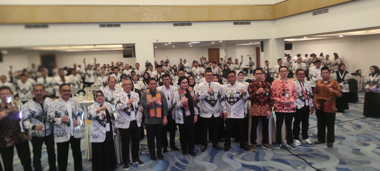Gubernur Sulsel Buka Konkerprov I PGRI Sulsel, Ketum PB PGRI Tegaskan Tunjangan Profesi Guru Tak Boleh Dihapus