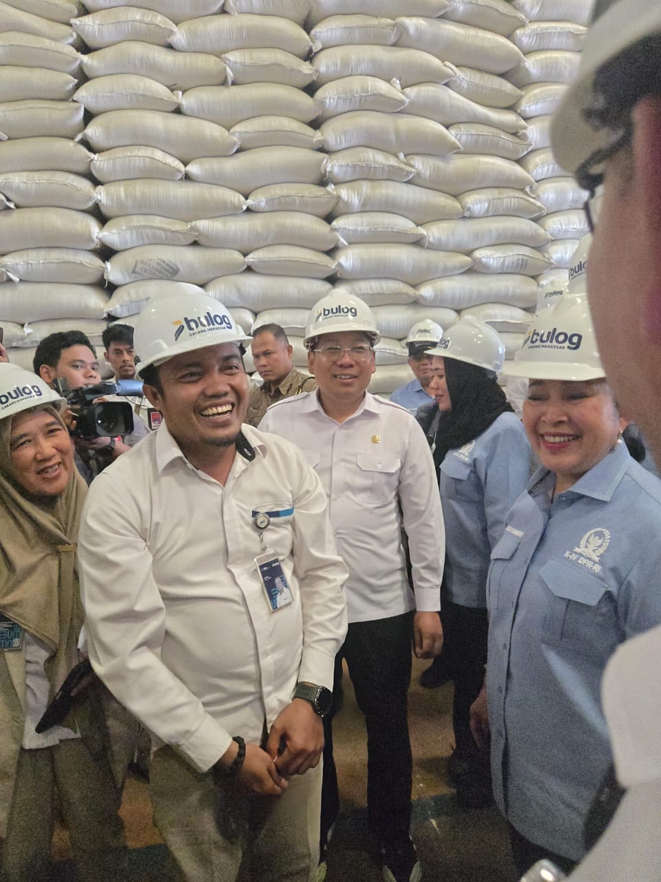 KOMISI IV DPR RI APRESIASI KINERJA BULOG MAKASSAR