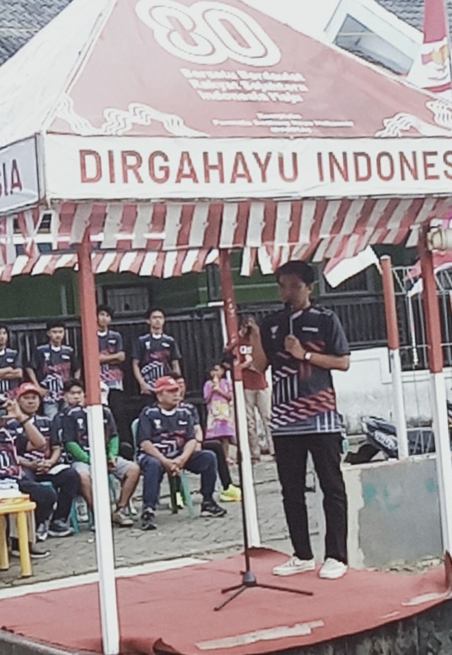 Lurah Laikang Bapak Andi Wahyu Setiawan,S.STP Membuka Pekan Olahraga RW 12 Meriahkan HUT RI ke-80 di Kelurahan Laikang Kecamatan Biringkanaya