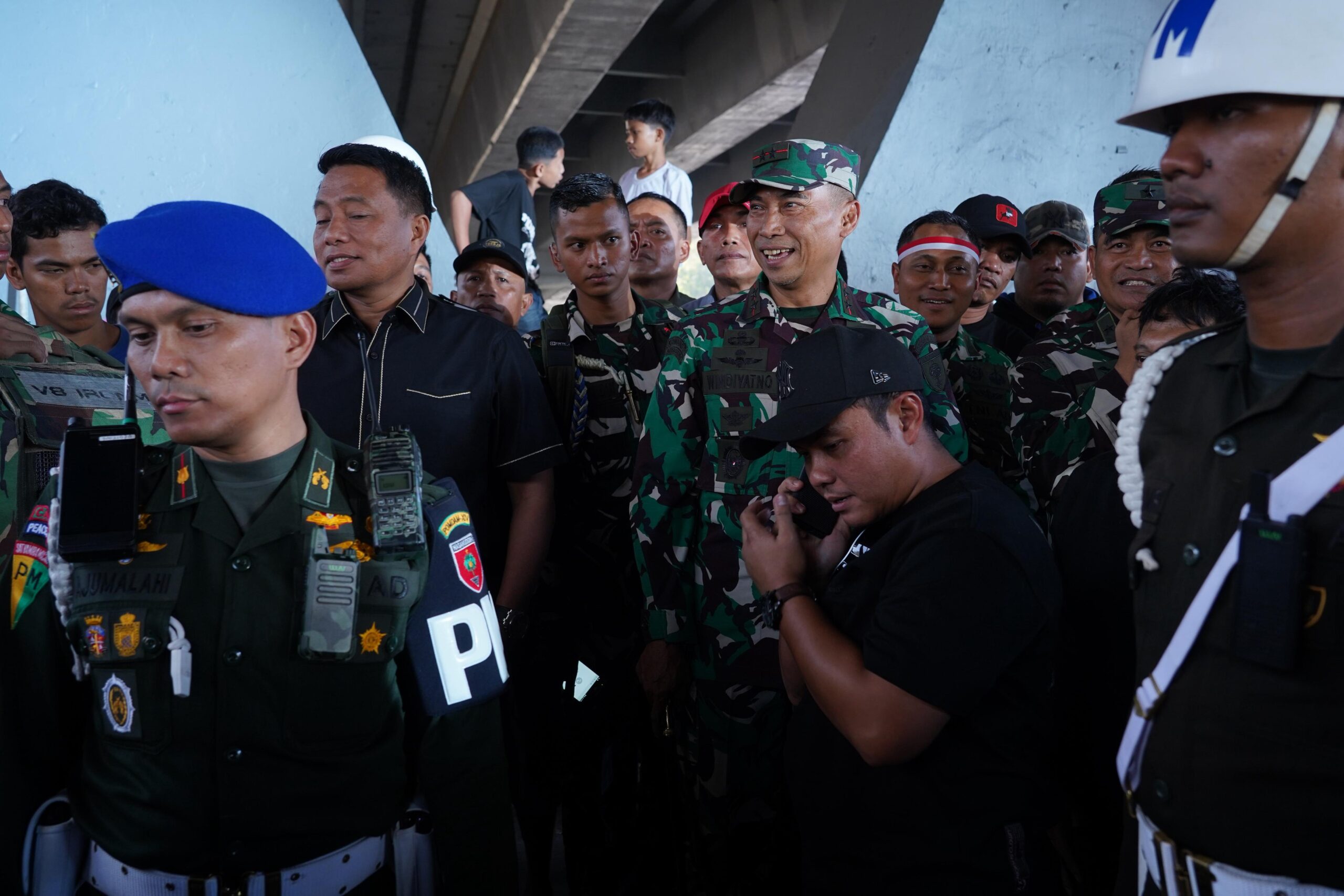 Tinjau Langsung Aksi Demonstrasi, Pangdam XIV/Hasanuddin Apresiasi Mahasiswa Atas Komitmen Damai