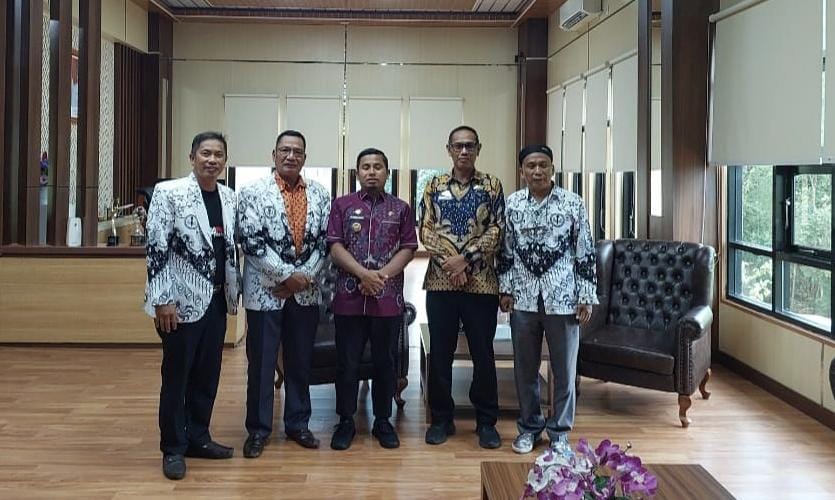 Konferensi PGRI Parepare 2025: Momentum Evaluasi dan Regenerasi