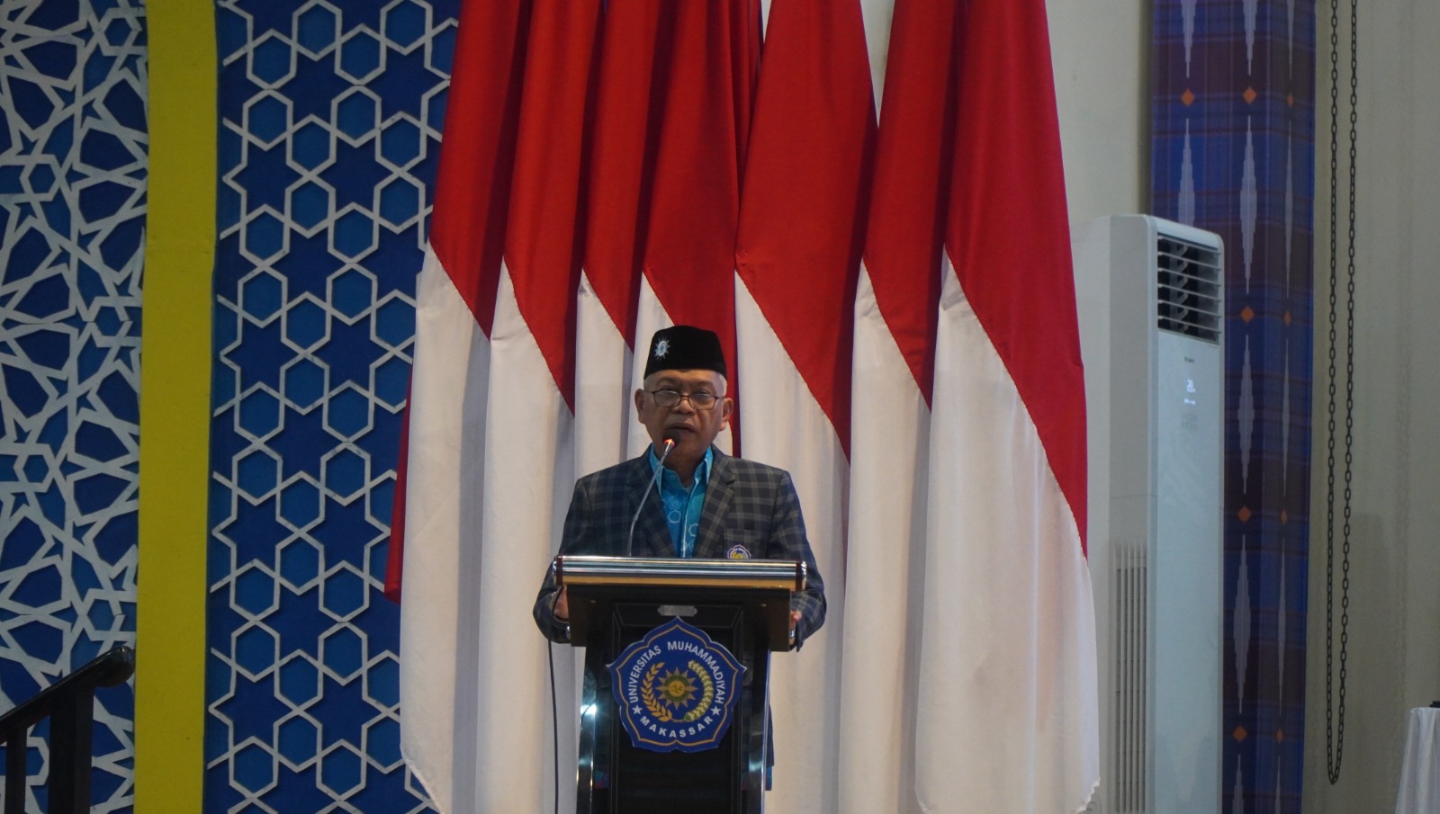 Prof Gagaring: Mahasiswa Unismuh Harus Jadi Petarung, Jatuh Tujuh Kali Bangkit Delapan Kali