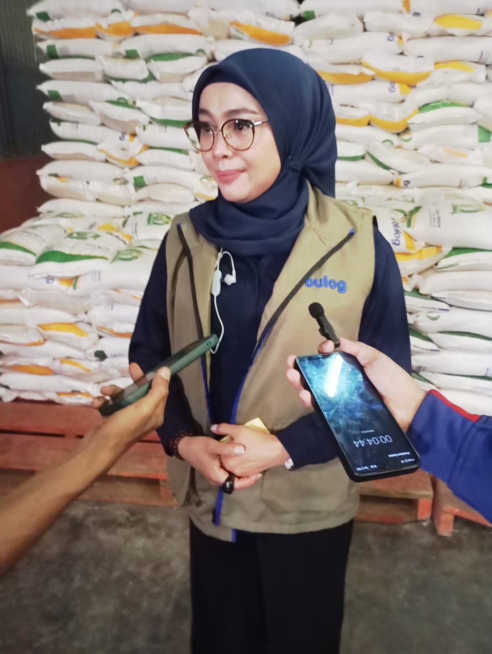BULOG CABANG MAKASSAR KIRIM BANTUAN PANGAN KE PAPUA