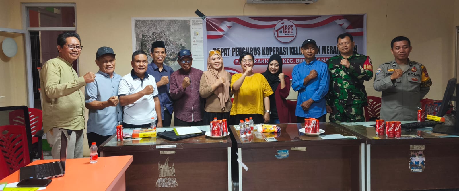 Koperasi Merah Putih Kelurahan Paccerakkang Adakan Rapat Pengurus.