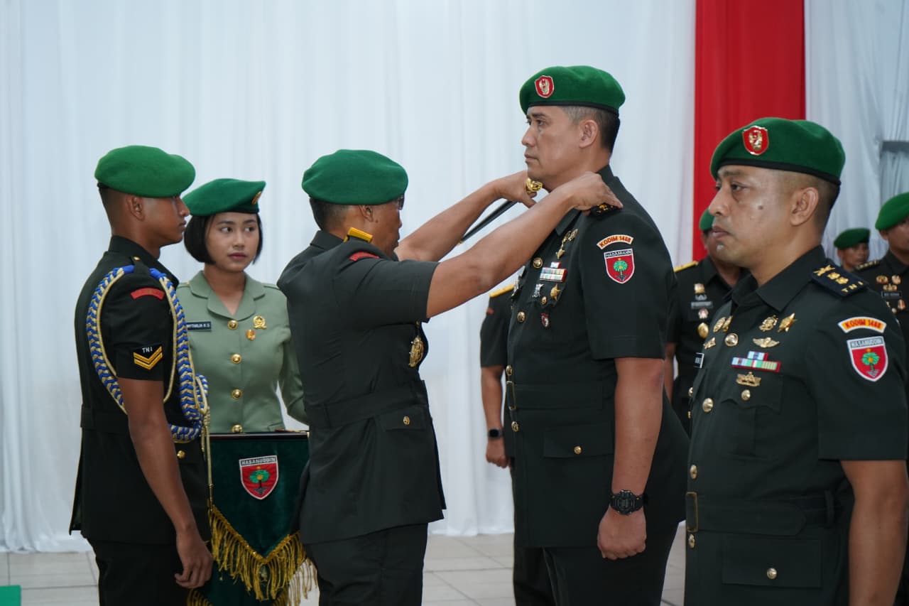 Pangdam XIV/Hsn Pimpin Sertijab Dandim 1408/Makassar, Tekankan Tanggung Jawab dan Inovasi dalam Pengabdian Teritorial