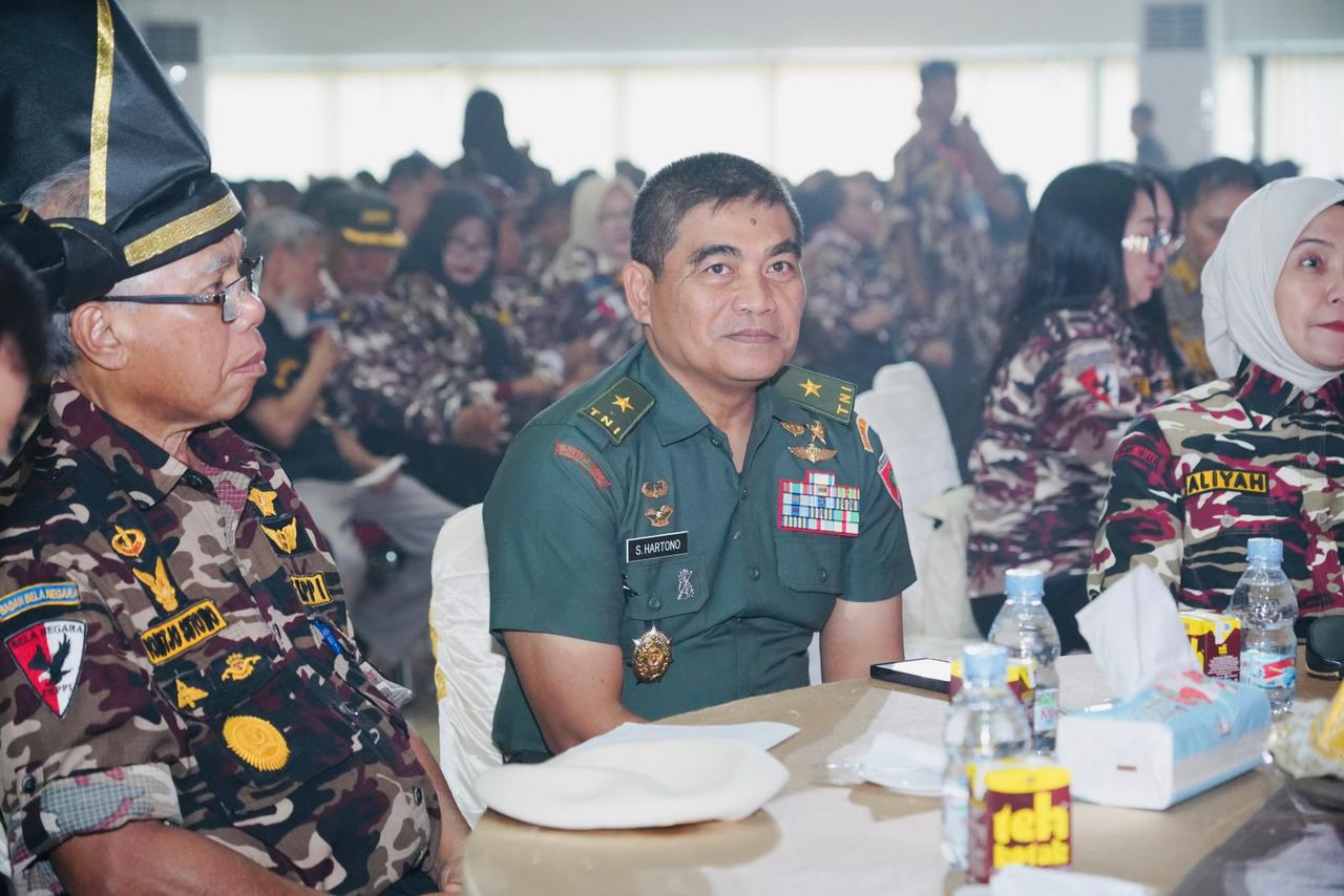 Hadiri Pelantikan Pengurus FKPPI Sulsel, Kasdam XIV Tekankan Soliditas dan Pengabdian untuk Negeri