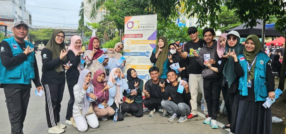 Mahasiawa KKN Mandiri UIT ANGKATAN XX Fak. Psikologi Adakan Sosialisasi Kesehatan Mental di Car Free Day