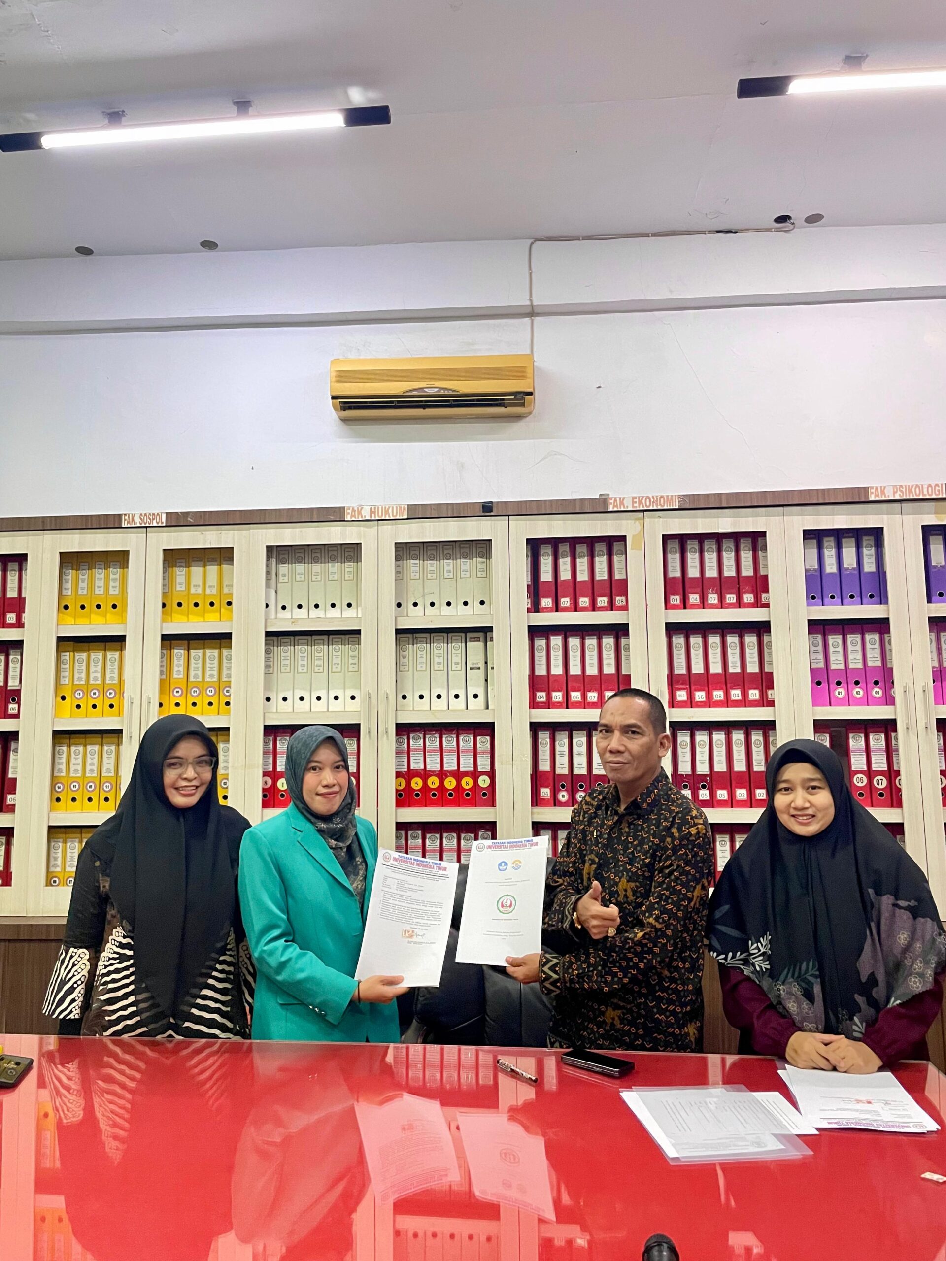 UIT Laksanakan Penandatanganan Kontrak Bantuan Publikasi Jurnal Bereputasi 2025