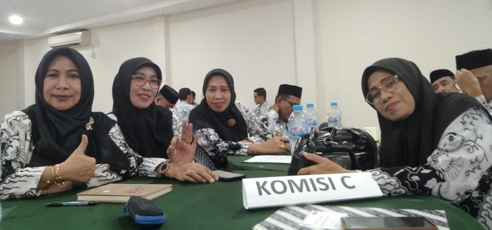 Usai Dikukuhkan, PGRI Gowa Bahas Penguatan Organisasi dan Program Strategis