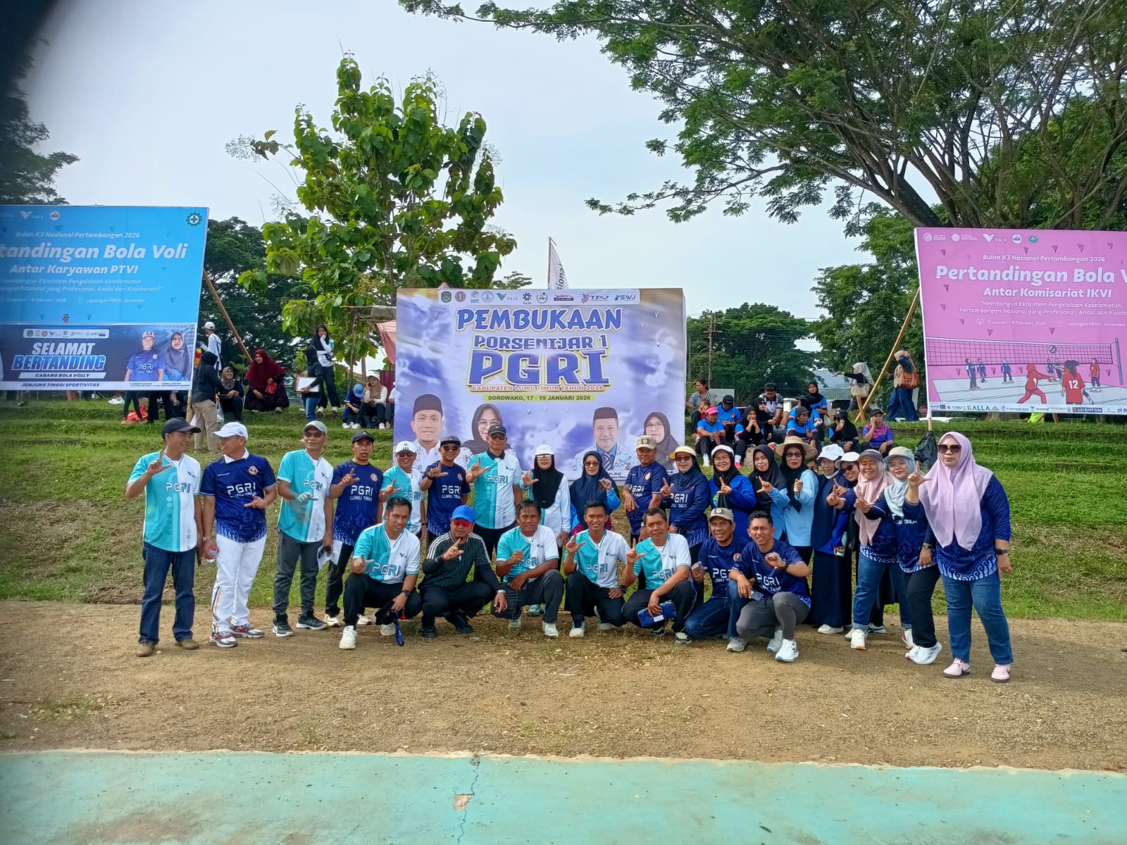PORSENIJAR PGRI Se-Luwu Timur Resmi Dibuka