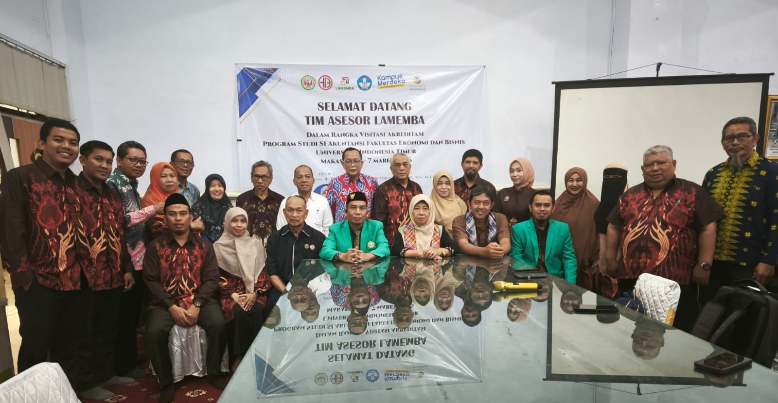 Prodi S1 Akuntansi Fakultas Ekonomi dan Bisnis UIT Makassar di Visitasi dari LAMEMBA.
