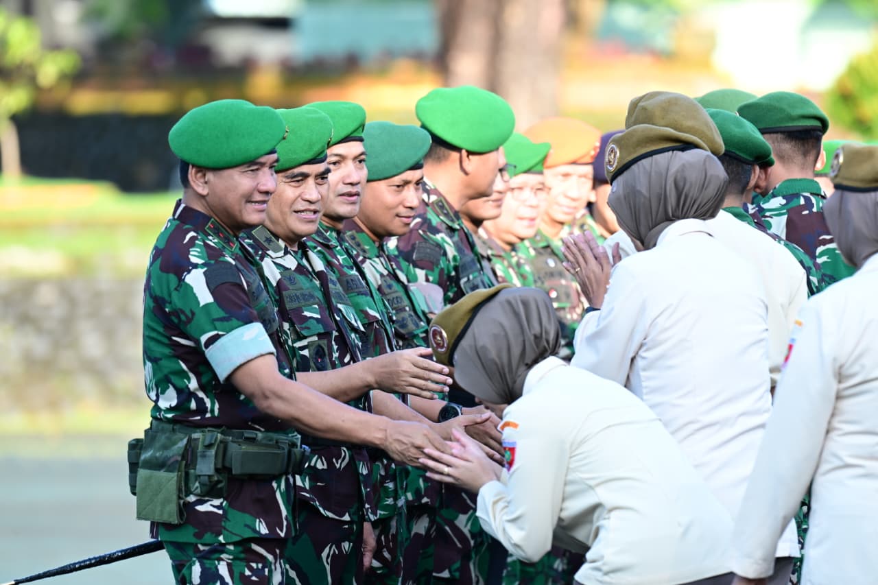 Pangdam XIV/Hsn Kobarkan Semangat Pengabdian, Teguhkan Kebersamaan, Persatuan, dan Soliditas Prajurit di Momen Idulfitri 1447 H